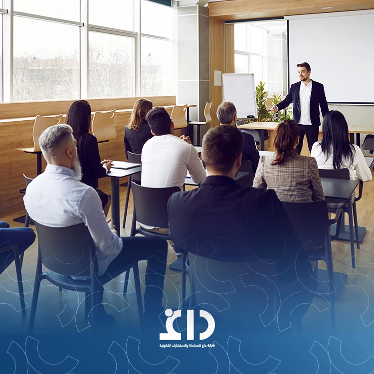 عقد ورش العمل للإدارات القانونية والتدريب
